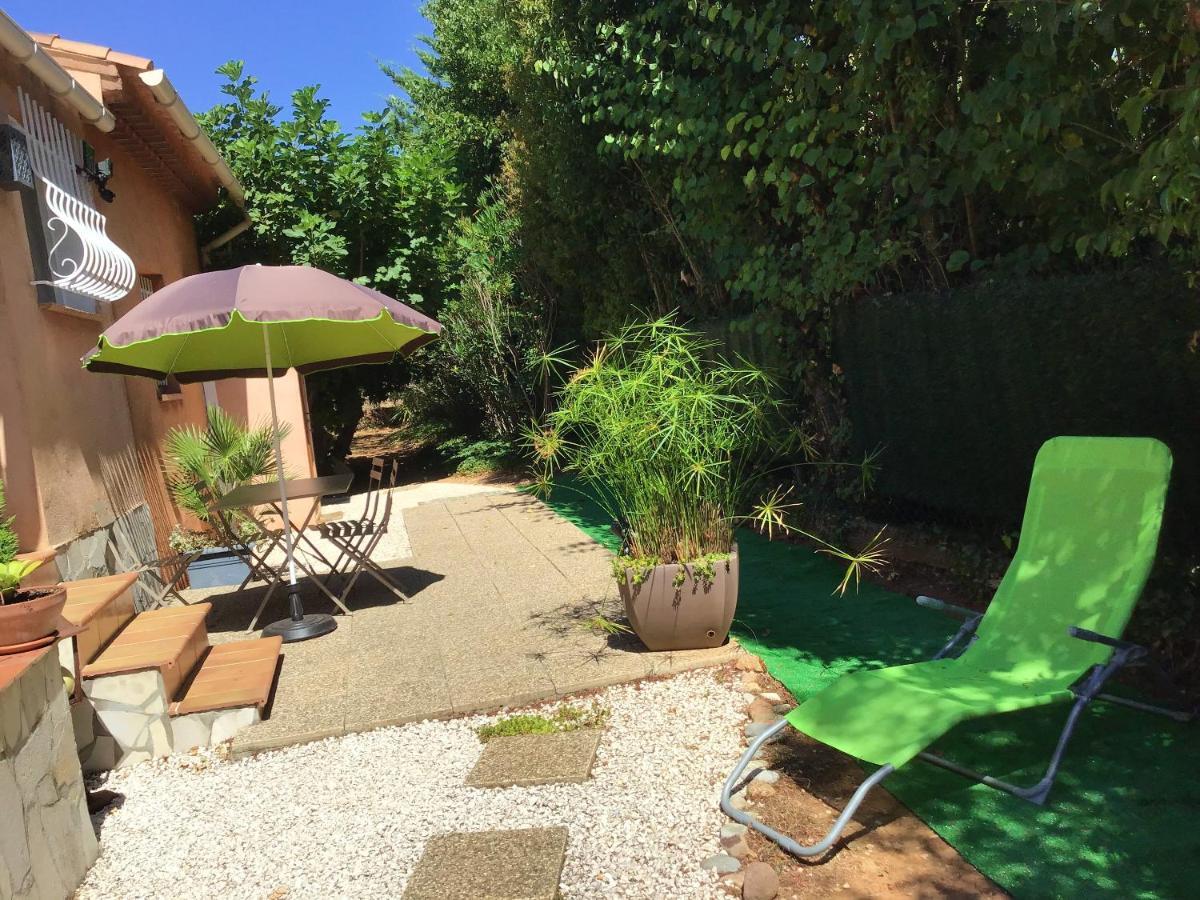 Charmant Appartement A Le Muy Avec Terrasse Et Jardin 外观 照片